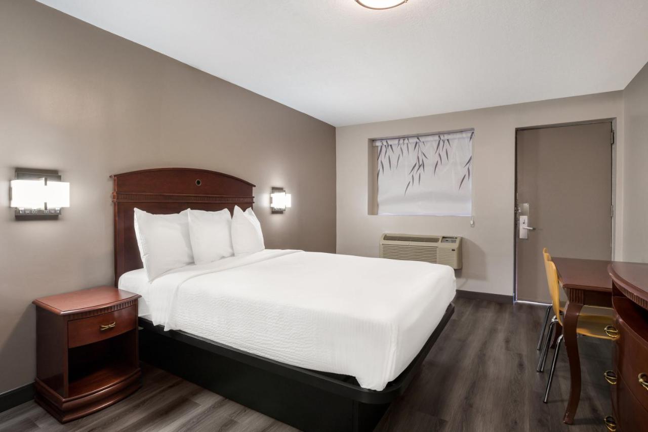 Red Carpet Inn Edison Ngoại thất bức ảnh